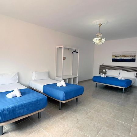Complejo Tamanaco Illa De Arousa 3000 外观 照片