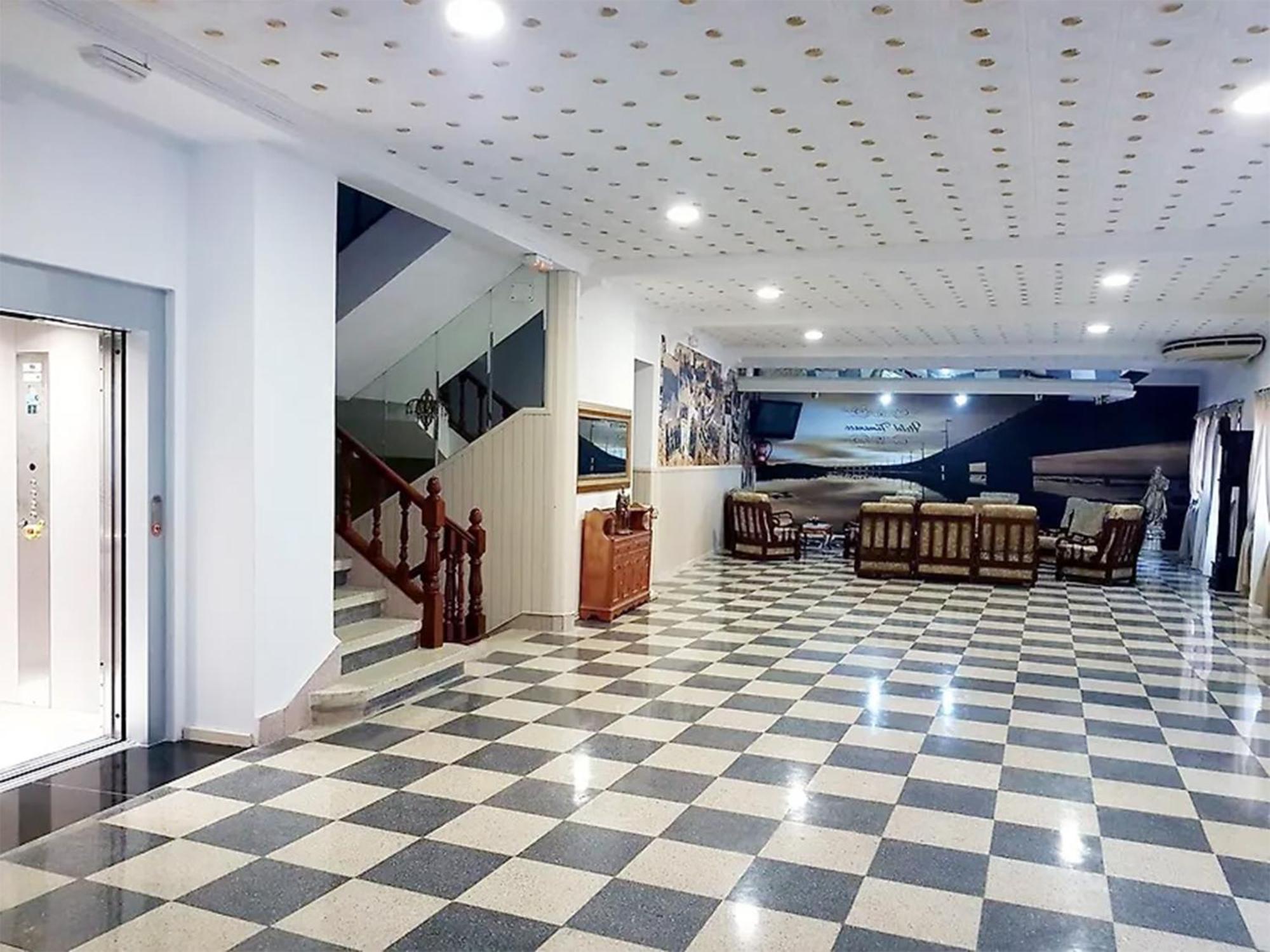 Complejo Tamanaco Illa De Arousa 3000 外观 照片