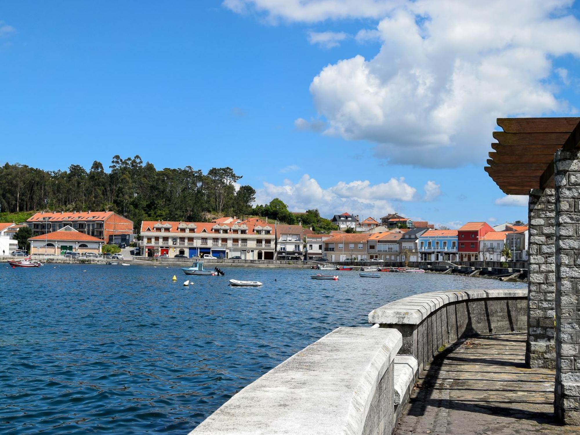 Complejo Tamanaco Illa De Arousa 3000 外观 照片