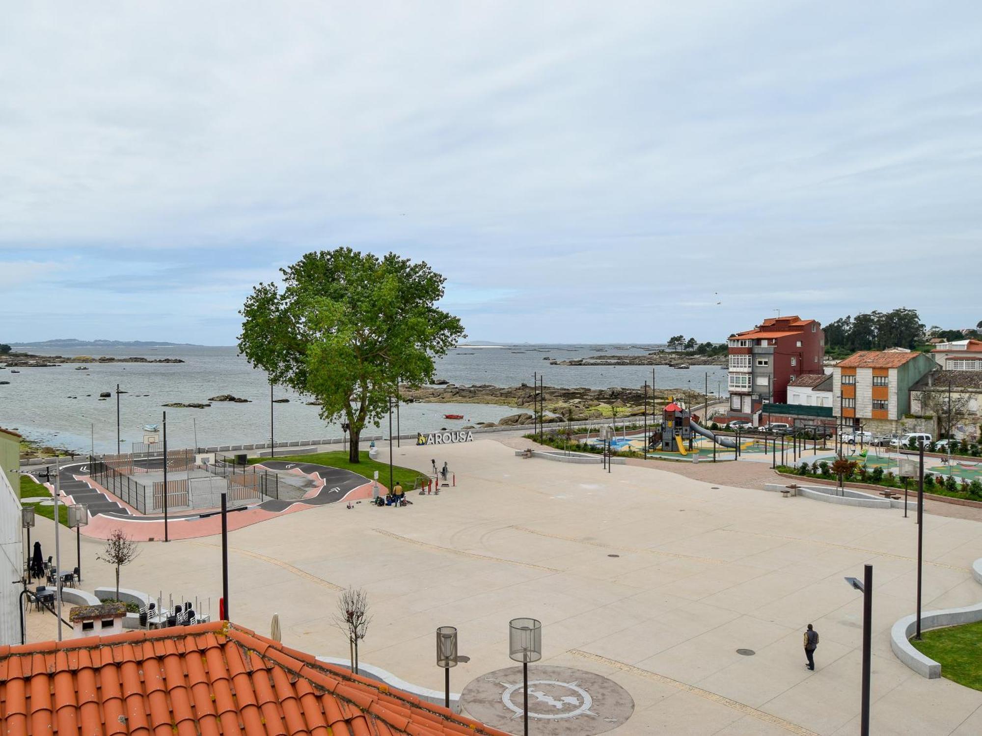 Complejo Tamanaco Illa De Arousa 3000 外观 照片