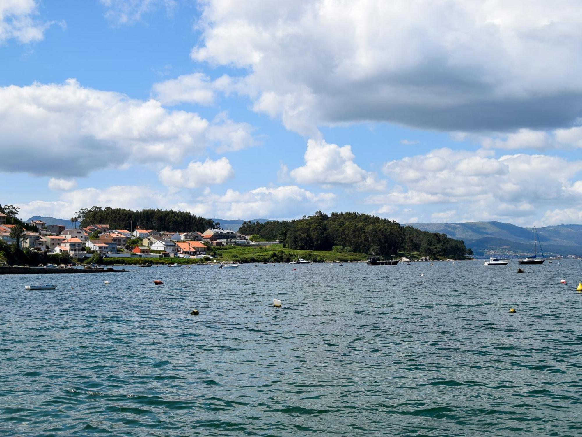 Complejo Tamanaco Illa De Arousa 3000 外观 照片